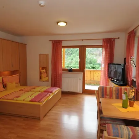 Haus Hofer *** * Andrian