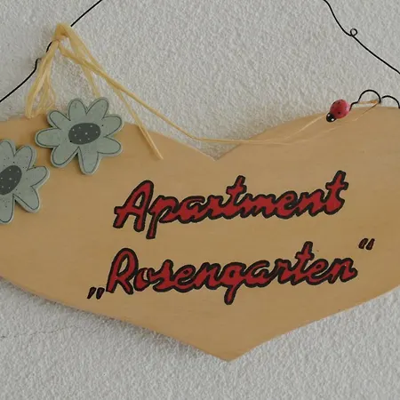 Haus Hofer *** Apartment Andrian